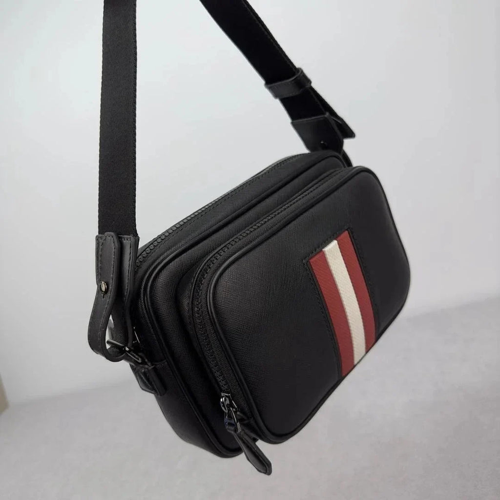Luxury B Style Shoulder Bag Men's Casual Business Commuter Shoulder Bag Crossbody Bag Genuine Leather High Quality Chest Bag