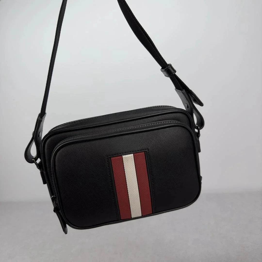 Luxury B Style Shoulder Bag Men's Casual Business Commuter Shoulder Bag Crossbody Bag Genuine Leather High Quality Chest Bag