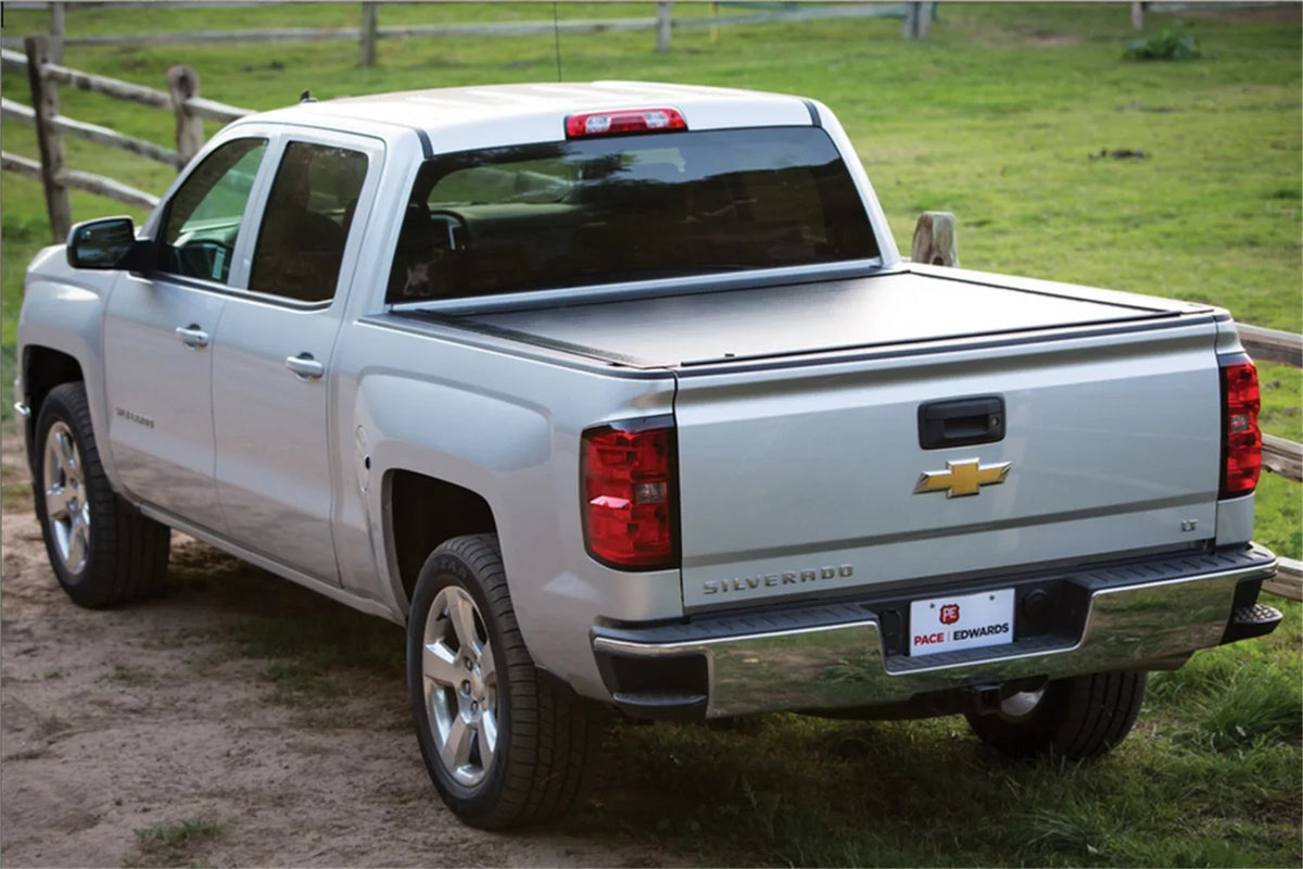Pace Edwards Tr2136 Full-Metal Hard Retractable Manual Tonneau Cover Kit For 2019 Jeep Gladiator